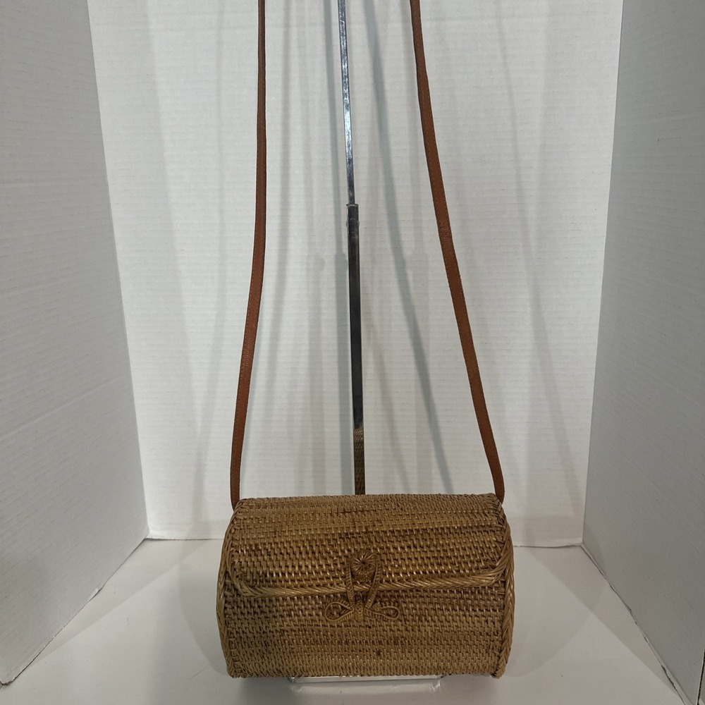 Natural Rattan Barrel Shoulder Bag - Picture 2 of 8
